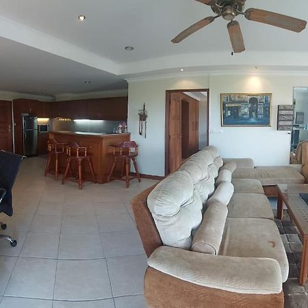 View Talay Residence 6 Wongamat Beach Pattaya Buitenkant foto