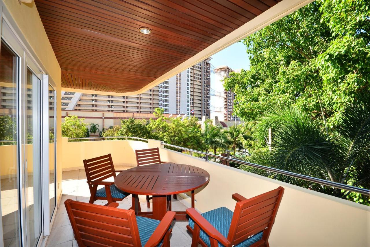 View Talay Residence 6 Wongamat Beach Pattaya Buitenkant foto